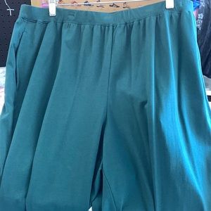 New Catherines Petite pants